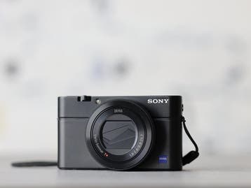 Sony Cybershot RX100 IV - 1 jaar garantie!, Ophalen of Verzenden, Zo goed als nieuw, Compactcamera, Sony
