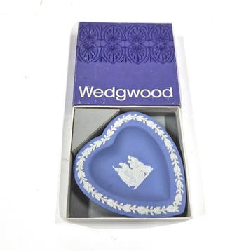 Vintage Wedgwood Jasperware hartvormig sieradenschaaltje in, Verzenden, Gebruikt