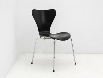 Vlinderstoel Fritz Hansen Series 7 - zwart - 4-poot chroom, Huis en Inrichting, Stoelen, Ophalen of Verzenden, Nieuw