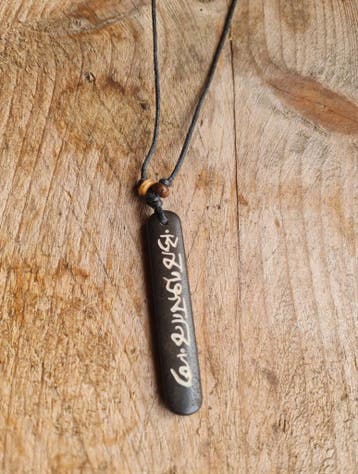 Handgemaakte heren Tibetaanse botten ketting met initialen, Nieuw