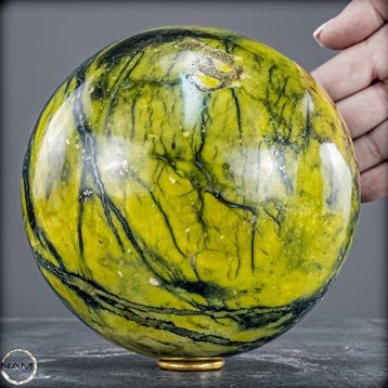 Natuurlijke serpentijn-kogel uit Pakistan- 3305.11 g