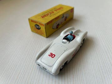 Dinky Toys 1:43 - Modelauto - Scarce No. 237 Mercedes Benz, Nieuw