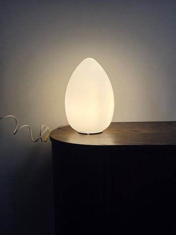 Tafellamp - Opaline glas - Egg eilamp tafellamp