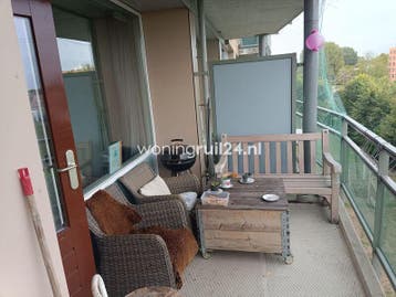 Woningruil - Gravin Juliana van Stolberglaan 313 - 4 kamers, Zuid-Holland