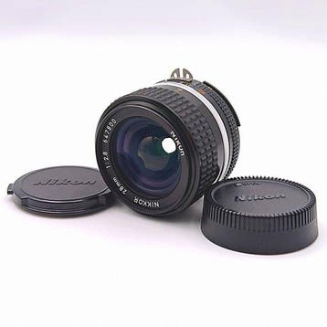 Nikon 28mm f/2.8 Ai-s, cleaned in September 2026, with lens, Nieuw