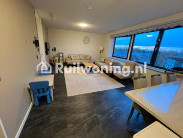 Houten: Ruime appartement Modern en centraal wonen in