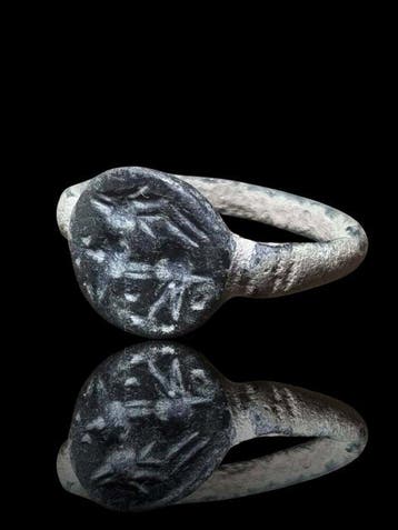 Keltisch Stunning Military Ibex Seal Ring (Zonder