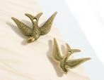 4 x Metalen bedel van een vogel Zwaluw, geel koperkleur,..., Ophalen of Verzenden, Nieuw, Bedel
