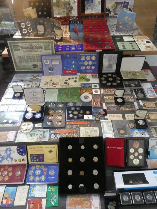 Wereld. Collection of coins/banknote/medals/euro inkl. pp, Postzegels en Munten, Munten | Europa | Niet-Euromunten