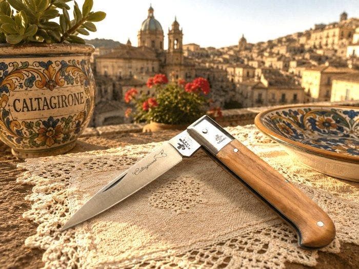 Coltello Tradizionale Siciliano “Caltagirone” Fraraccio –, Antiek en Kunst, Antiek | Keukenbenodigdheden