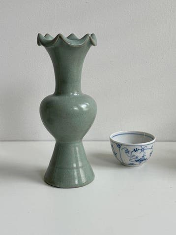Chinese celadon bloemrand vaas - Porselein - China - 20e