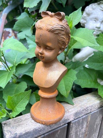Decoratief ornament - Europa - Gietijzeren meisje-buste, Antiek en Kunst