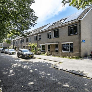 Huis in Rotterdam gevonden voor €970,- pm, Huizen en Kamers, Huizen te koop, Rotterdam