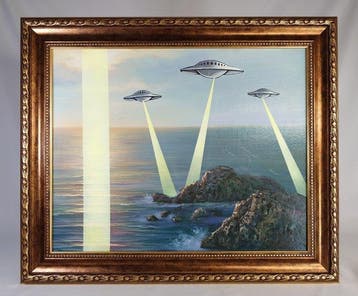 Fictional World (1980) - Banksy´s Glowing UFO Invasion