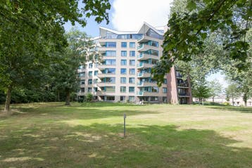 Te huur: Appartement Adriaan Roland Holstlaan in Roosendaal, Noord-Brabant, Roosendaal, Appartement