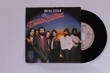 vinyl single 7 inch - The Doobie Brothers - Real Love, Cd's en Dvd's, Verzenden, Zo goed als nieuw, 7 inch, Rock en Metal