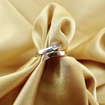 Bicolor gouden ring met diamantjes; Toi et moi, Gebruikt, Ophalen of Verzenden, Kleiner dan 17, Met edelsteen