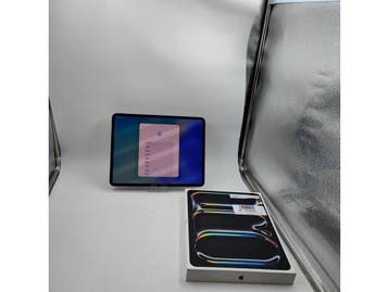 Apple iPad Pro 13 256GB - wifi, model 2025 - spacezwart, Verzenden, Zo goed als nieuw