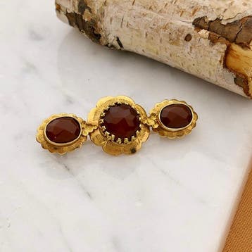 Vintage gouden broche met carneool, Gebruikt, Ophalen of Verzenden, Met edelsteen, Goud