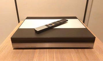 Bang & Olufsen - Beomaster 5500 & Beo4 remote Solid state, Nieuw