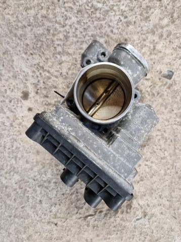 Gasklephuis Mercedes A140 W168 ( prijs incl. verzenden ), Ophalen of Verzenden, Gebruikt, Mercedes-Benz