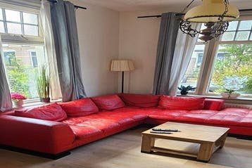 Huis Sperwerlaan in Apeldoorn, Huizen en Kamers, Huizen te huur, Gelderland, Overige soorten, Via bemiddelaar, Apeldoorn