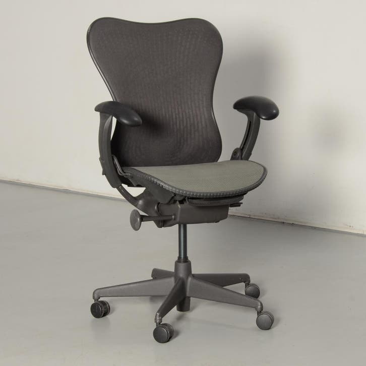 Herman Miller Mirra 1, Huis en Inrichting, Bureaustoelen, Ophalen of Verzenden