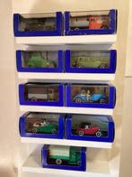 Moulinsart - Beeldje - Tintin en voiture (9) - Metaal, Nieuw