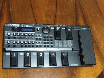 Boss - Pedaleira Boss GT-8 Multi-effects processor, Nieuw