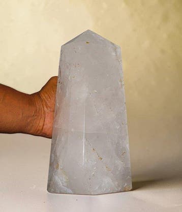 Massieve kristalkwarts-toren van 4,32 kg – 250 mm, grote