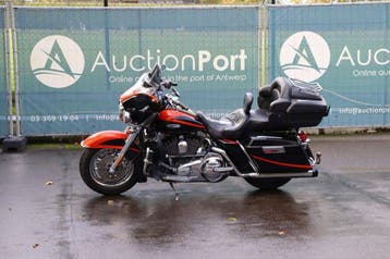 Veiling: Motor Harley-Davidson CVO ULTRA CLASSIC Benzine 200, Chopper