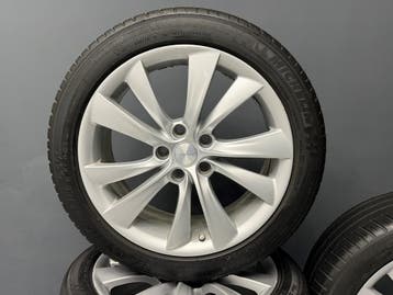 Tesla Model S + Model X velgen 19 inch + Michelin banden, 19 inch, Banden en Velgen, Personenwagen, Zomerbanden