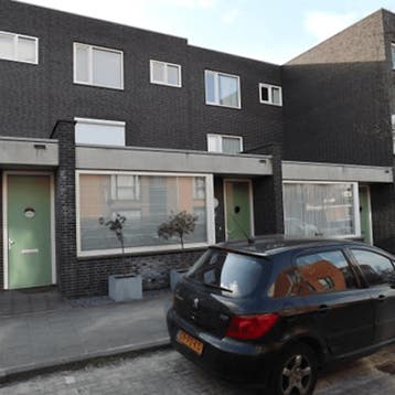 Huis in Eindhoven gevonden voor €2395,- pm, Huizen en Kamers, Huizen te koop, Eindhoven
