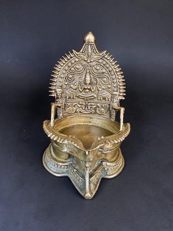 Lakshmi-olielamp - Brons - Tamil Nadu, Zuid-India - 19e eeuw, Antiek en Kunst
