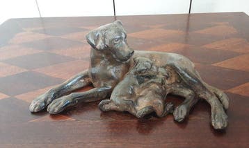 P. Chenet - Figuur - Hond - 16 cm - Brons