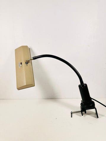 Waldmann - Bureaulamp - MT 208 N klembevestigde flexibele