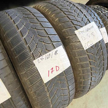 2 x Dunlop Winter Sport 5 235-60-18 Winterbanden 5,5mm, Auto-onderdelen, Banden en Velgen, 18 inch, Gebruikt, 235 mm, Band(en)