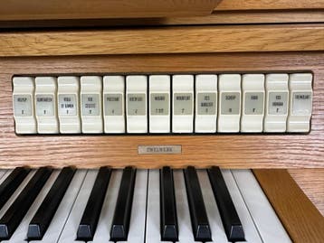 Eminent E 26, Muziek en Instrumenten, Orgels, Zo goed als nieuw, 2 klavieren, Orgel