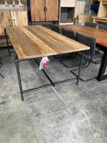 Pesaro eettafel, Tower Living (nieuw, outlet), Nieuw, Overige houtsoorten
