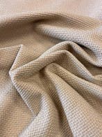 Zeer zacht geweven stof in beige/ecrù met 3D-effect, gemaakt