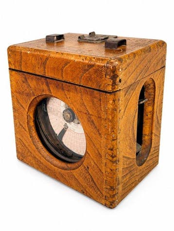 Ancien constatateur colombophile mécanique , concours de