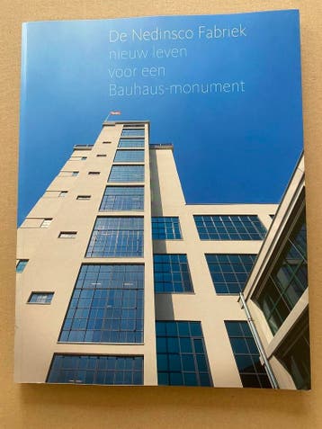 Geschiedenis + Stijl + Renovatie - Bauhaus Monument in Venlo, Verzenden, Zo goed als nieuw