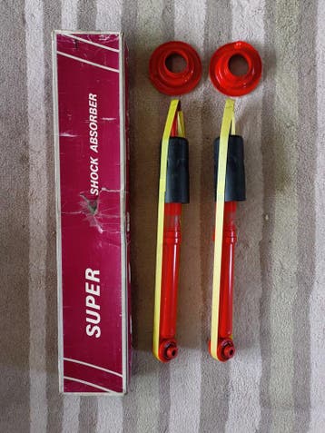 Set VW Golf/Jetta I Scirocco I II schokbrekers achteras, Auto-onderdelen, Ophalen of Verzenden, Nieuw, Volkswagen
