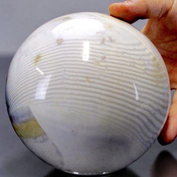 Grote Zebra Jasper met ingewikkelde parallelle crèmekleurige