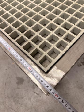 RVS Afspuitbak / Wasplaats 158,5 x 158,5 cm – Industriële kw, Zakelijke goederen, Machines en Bouw | Overig, Ophalen of Verzenden