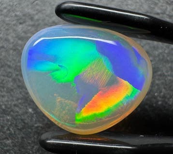 Opaal Cabochon- 1.57 g