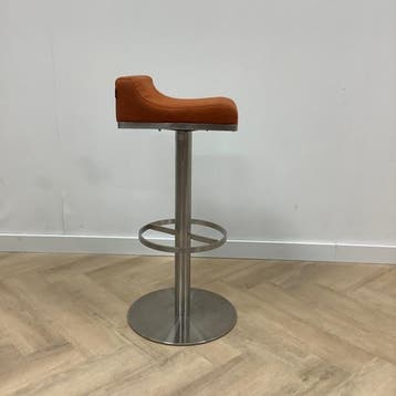 Satelliet barkruk met ring, zithoogte 82 cm , oranje -, Ophalen of Verzenden, Gebruikt
