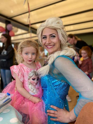 Elsa prinses te huur, unicorn, Belle, Barbie, Ariel, schmink, Kinderdisco
