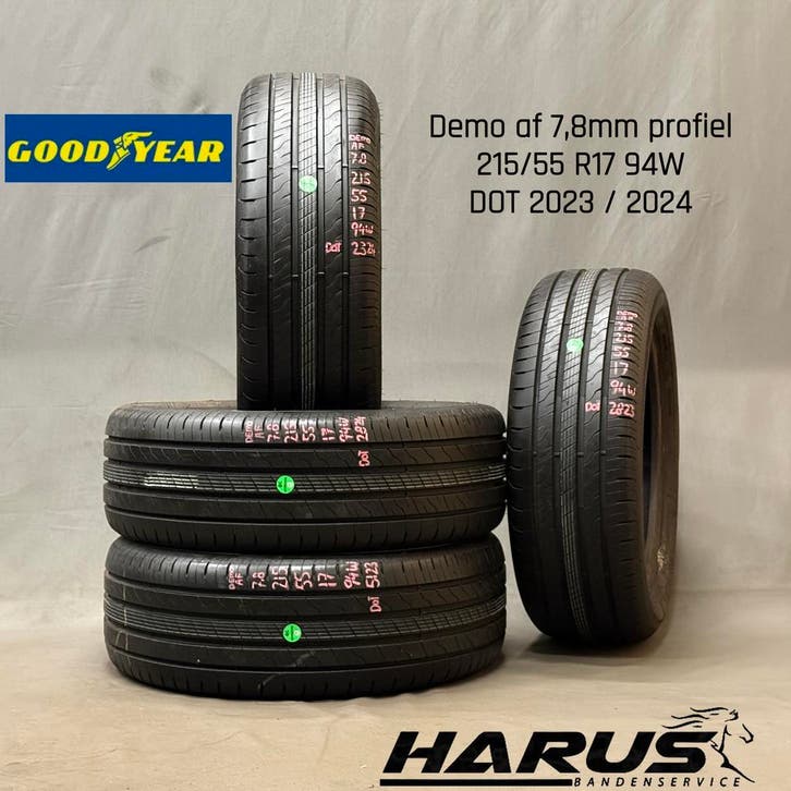 215/55/17 94W Goodyear zomerbanden demo 7,8mm profiel 4X, Auto-onderdelen, Banden en Velgen, 17 inch, Erkend duurzaam, Zomerbanden