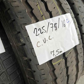 2 x Continental VancoContact 225-75-16 C Zomerbanden 7,5mm, 16 inch, Ophalen of Verzenden, Band(en), Bestelwagen